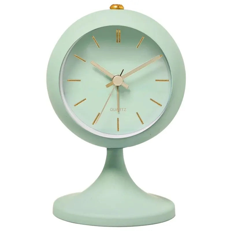 Minimalist Matte Metal Alarm Clock – Luminous Bedside Timepiece