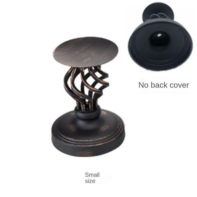 Retro Twisted‑Stem Candlestick – Matte Black Metal Holder for Modern Ambient Lighting