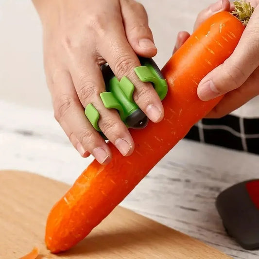 Easy‑Grip Stainless Steel Peeler – Sharp Blade, Non‑Slip Handle, Perfect for Kitchen or Camping