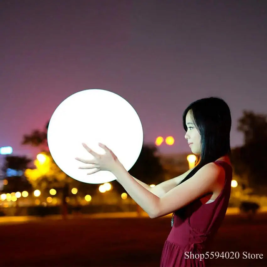 Cozy LED Ball Floor Lamp – Warm Ambient Globe Light for Relaxed Spaces
