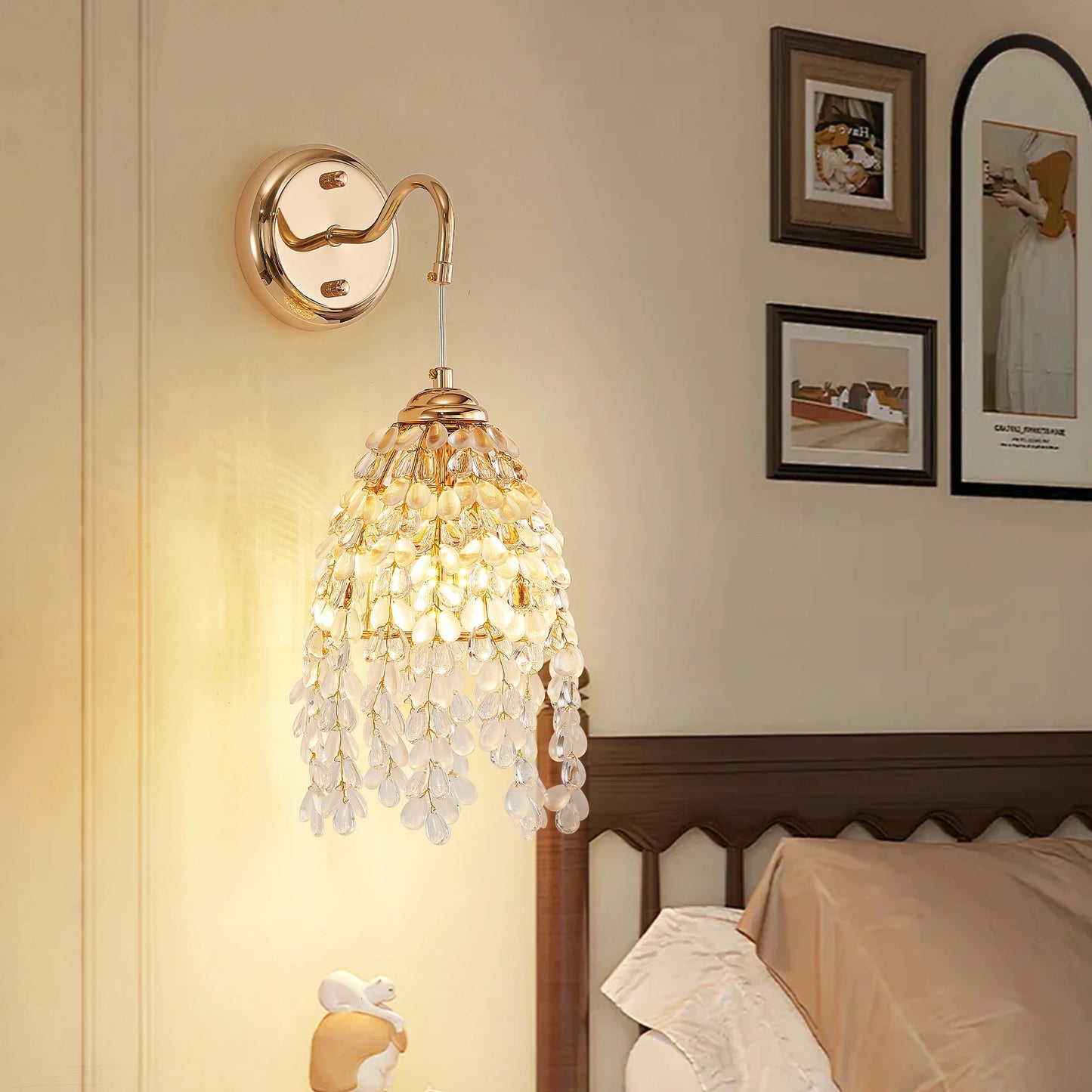 Two-piece wall lamp set with gold-framed grape-shaped crystal bead string