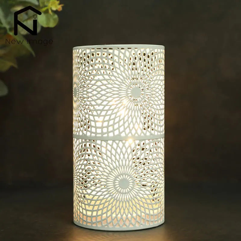 Nordic‑Style Cylinder Candle Holders – Modern Metal Accents for Cozy Home Decor (Set of 2)