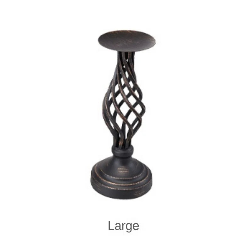Retro Twisted‑Stem Candlestick – Matte Black Metal Holder for Modern Ambient Lighting