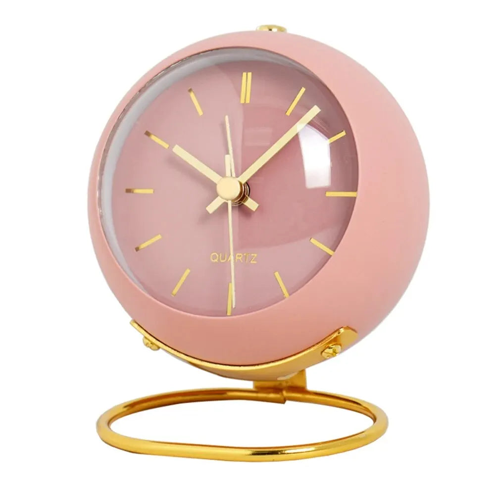 Minimalist Nordic Desk Clock – Silent Retro Bedside Alarm Clock