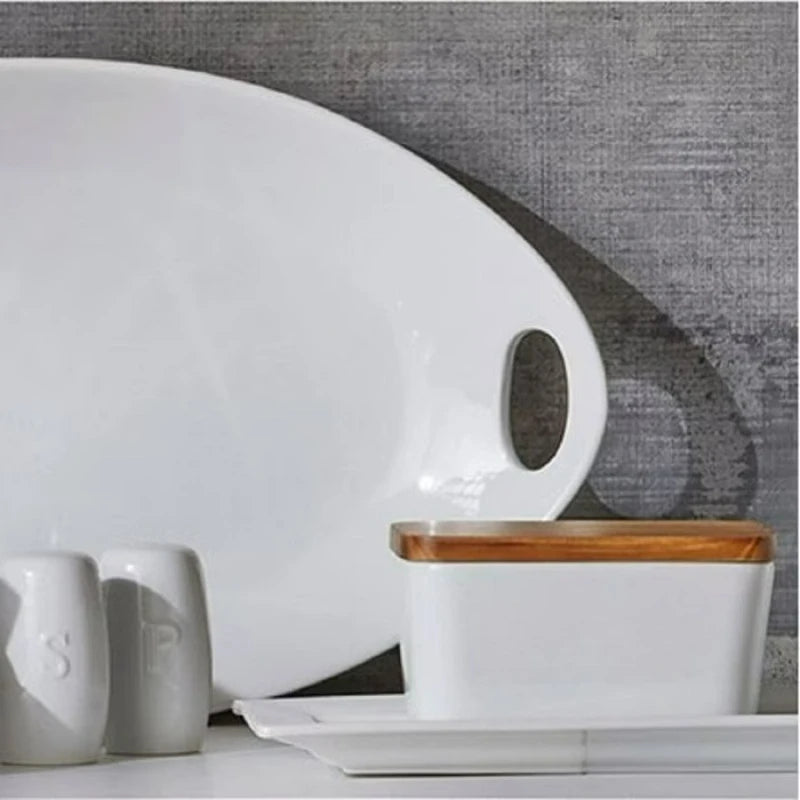 White Porcelain Embossed Butter Dish with Acacia Wood Base – Elegant Countertop Storage