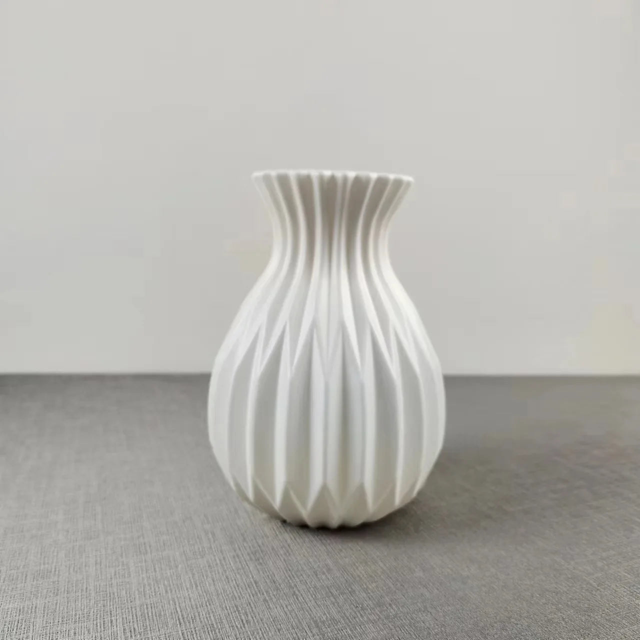 Shatterproof Hydroponic Plant Vase for Tabletop Decor