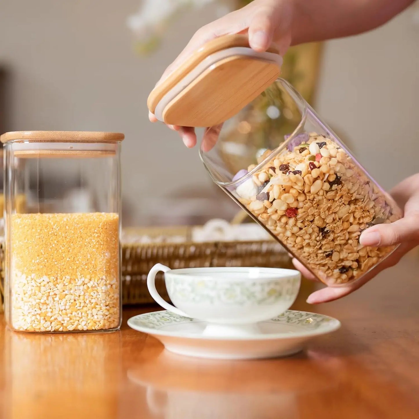 Glass Food Storage Jars 37oz Set of 6, Airtight Bamboo Lid Containers for Tea, Coffee, Flour, Sugar & More