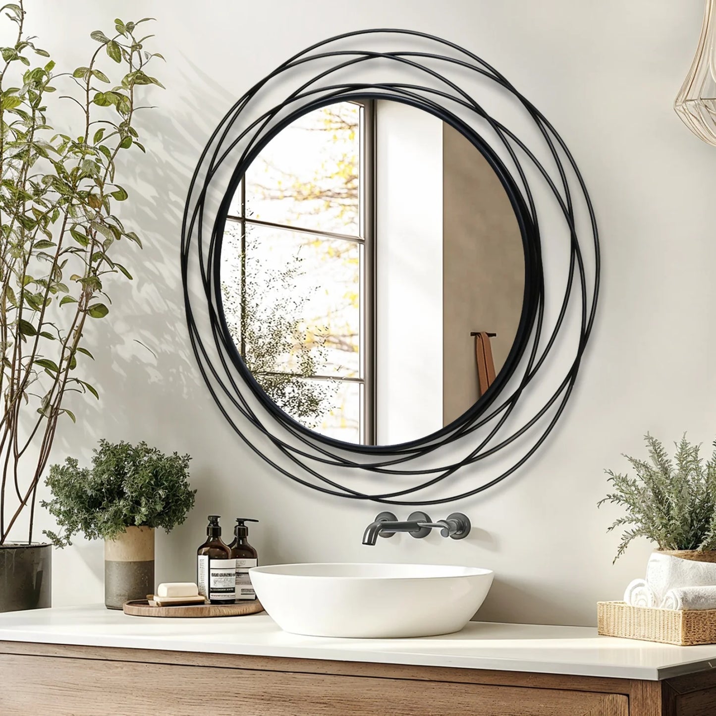 Round Wire Frame Wall Mirror – Matte Black (31.5")