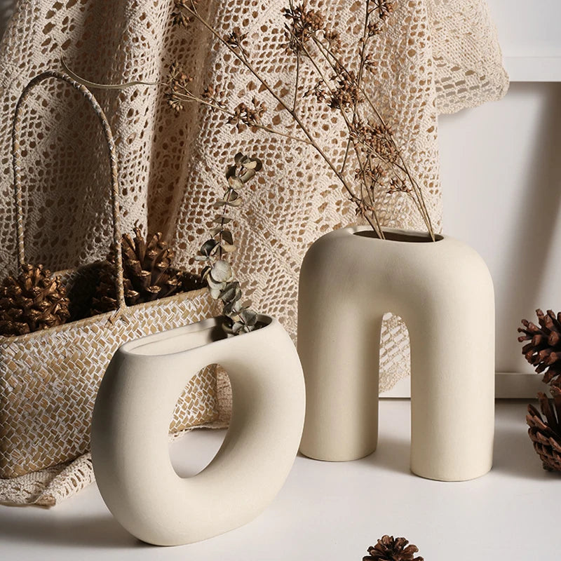 Nordic Abstract Ceramic Vase – Modern Minimalist Home Decor