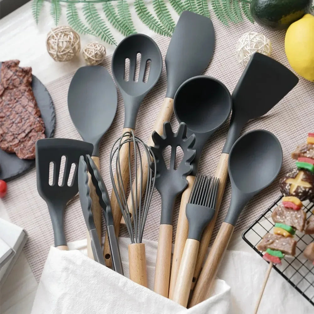 12‑Piece Non‑Stick Silicone Cooking Utensil Set – Wooden Handles, Heat‑Resistant Kitchen Tools with Storage Container