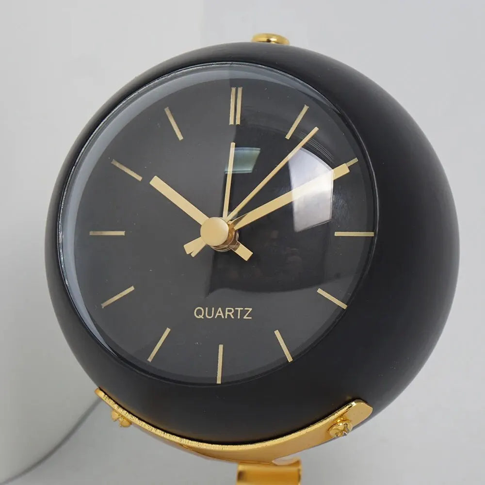 Minimalist Nordic Desk Clock – Silent Retro Bedside Alarm Clock