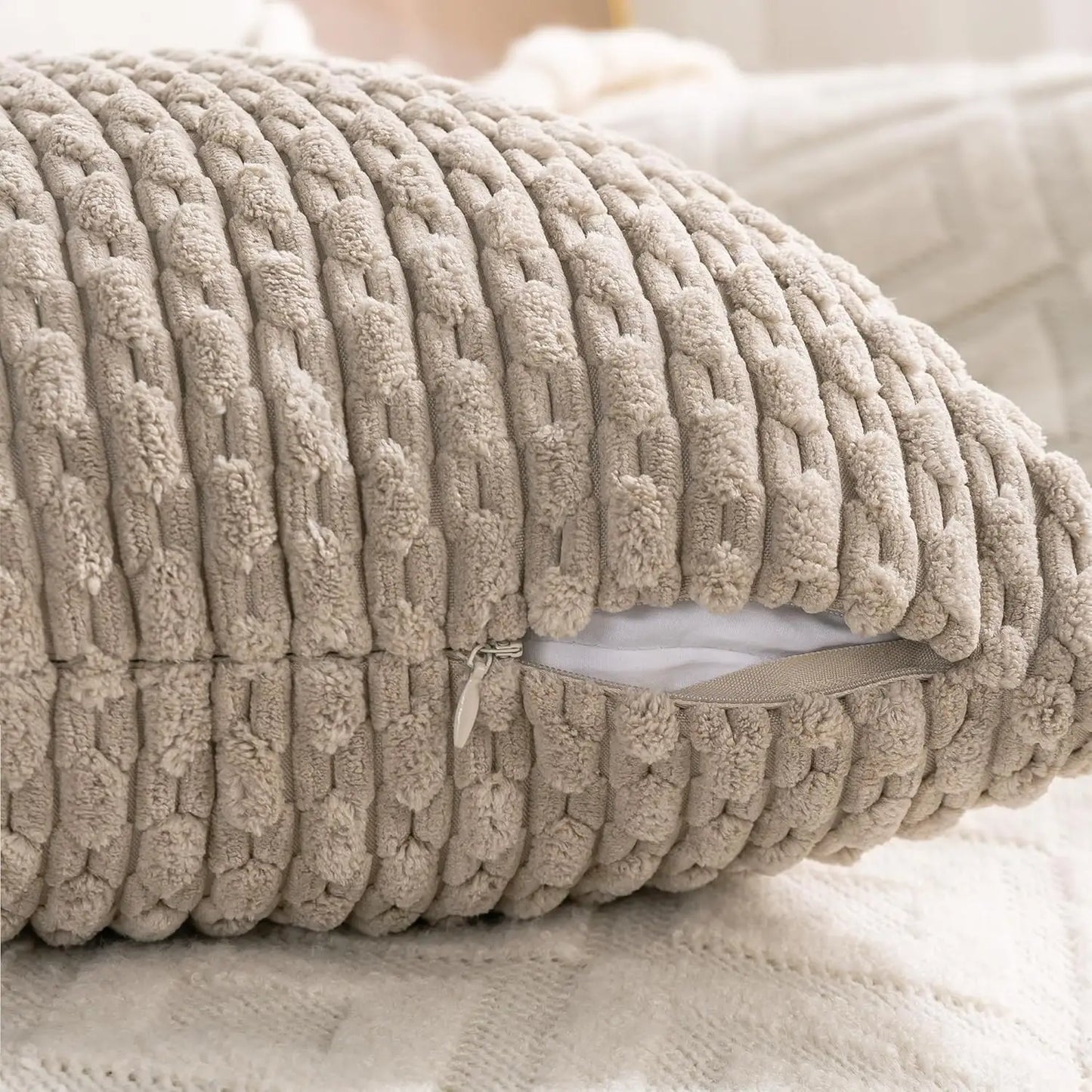 4‑Pack 18×18" Pillow Covers – Neutral Decorative Cushion Set