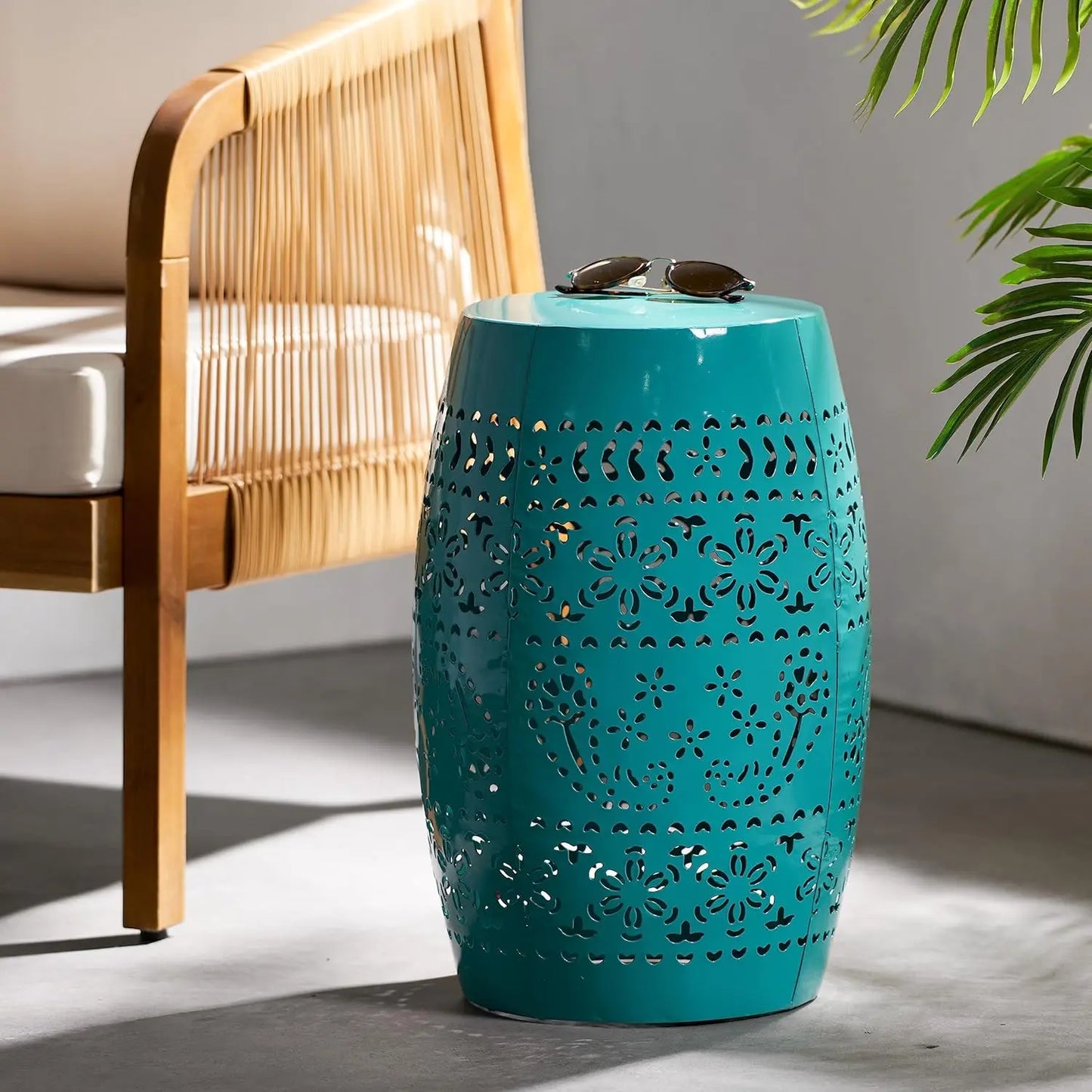 Outdoor 12" Iron Side Table, Teal