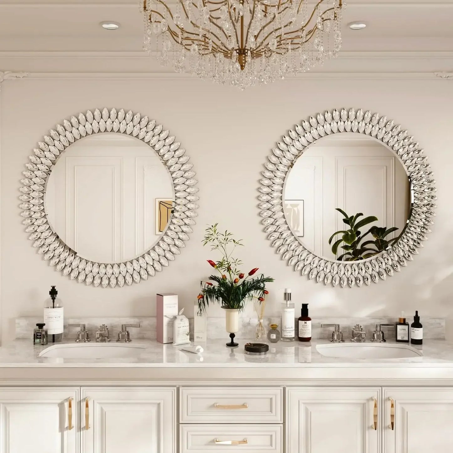 Aria Modern Jeweled Round Wall Mirror – 32"