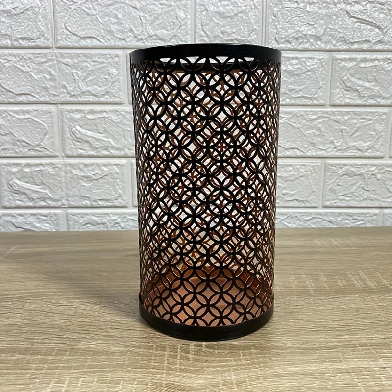 Nordic Iron Candle Holders – Hollowed‑Out Metal Art Decor for Elegant Ambient Lighting (Set of 3)