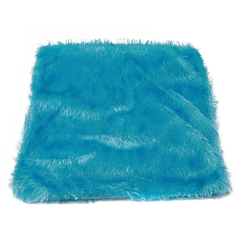Soft Plush Faux Fur Throw Pillow Covers – Luxurious Decorative Cushion Cases (Multiple Colors)