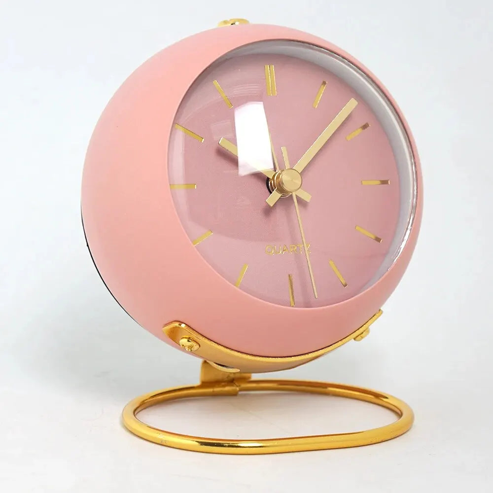 Minimalist Nordic Desk Clock – Silent Retro Bedside Alarm Clock