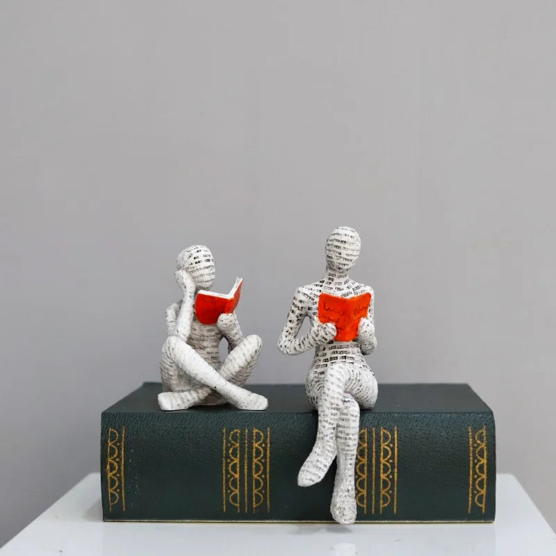 Paper Pulp Woman Thinker Statue – Modern Creative Art Sculpture for Home, Office & Bookshelf Décor
