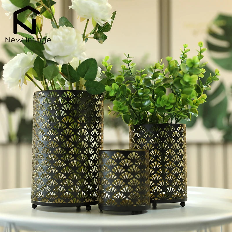 3‑Piece Fan‑Pattern Metal Candle Holder Set – Decorative Home Accent for Tabletop or Shelf