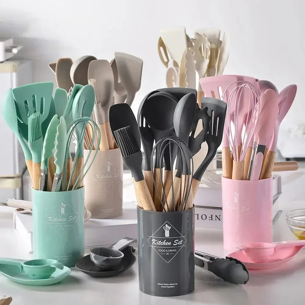 12‑Piece Non‑Stick Silicone Cooking Utensil Set – Wooden Handles, Heat‑Resistant Kitchen Tools with Storage Container