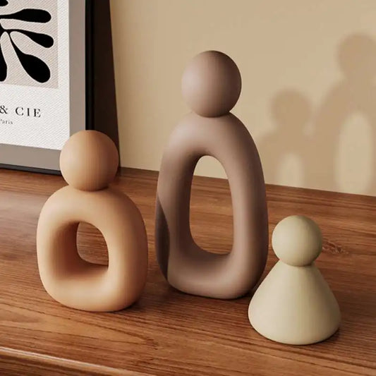 Modern Family Sculpture – Hollow Design Figurine for Home, Bedroom & Living Room Décor