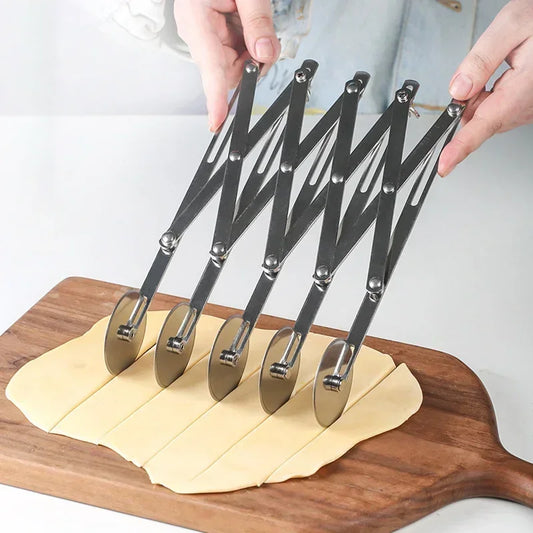 Stainless Steel Multi‑Wheel Dough Cutter – 3/5/7‑Blade Divider & Pastry Roller Tool