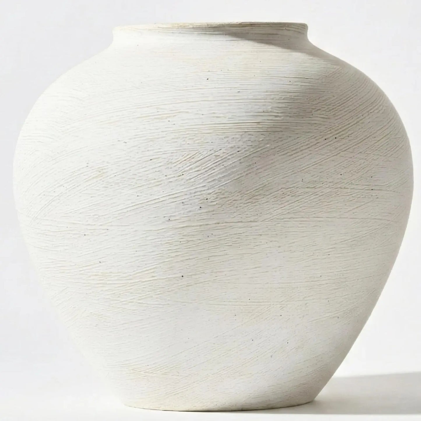 Black Large Round Vase – Rustic Iron Pottery‑Look Decorative Vase for Modern Farmhouse & Home Centerpieces